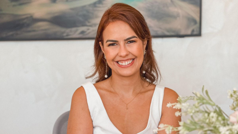 Com a experiência da Dra. Thaline Neves, descubra como identificar e minimizar os perigos das gestações após os 35 anos.