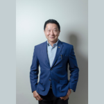 Milton Seigi Hayashi apresenta técnicas de deep plane e deep neck no rejuvenescimento facial.