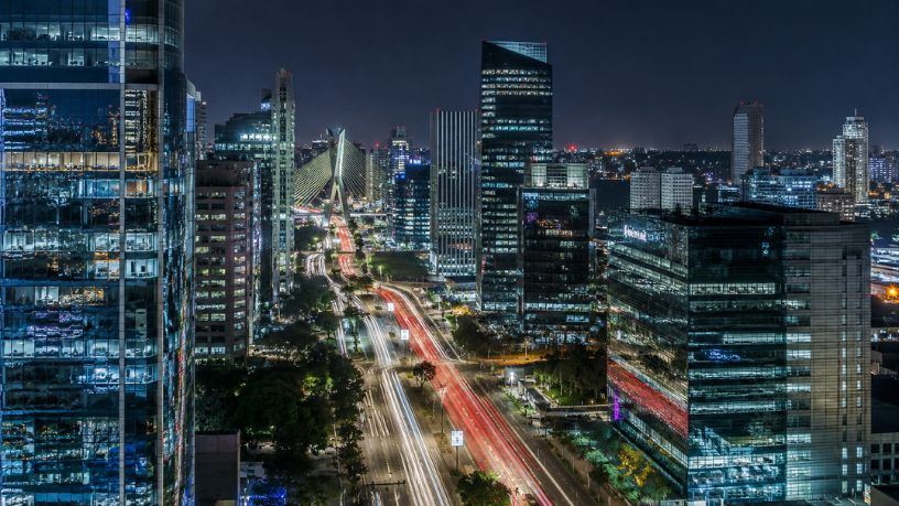 O avanço dos polos de inovação e a crescente demanda por informação digital especializada na capital paulista